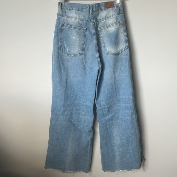Urban Outfitters BDG Skater Baggy Distressed Jeans 26 - Picture 12 of 12